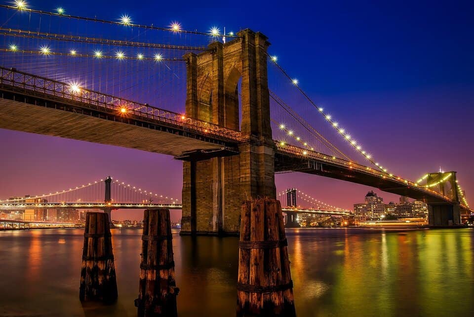 image showing brooklyn bridge in new york, new york